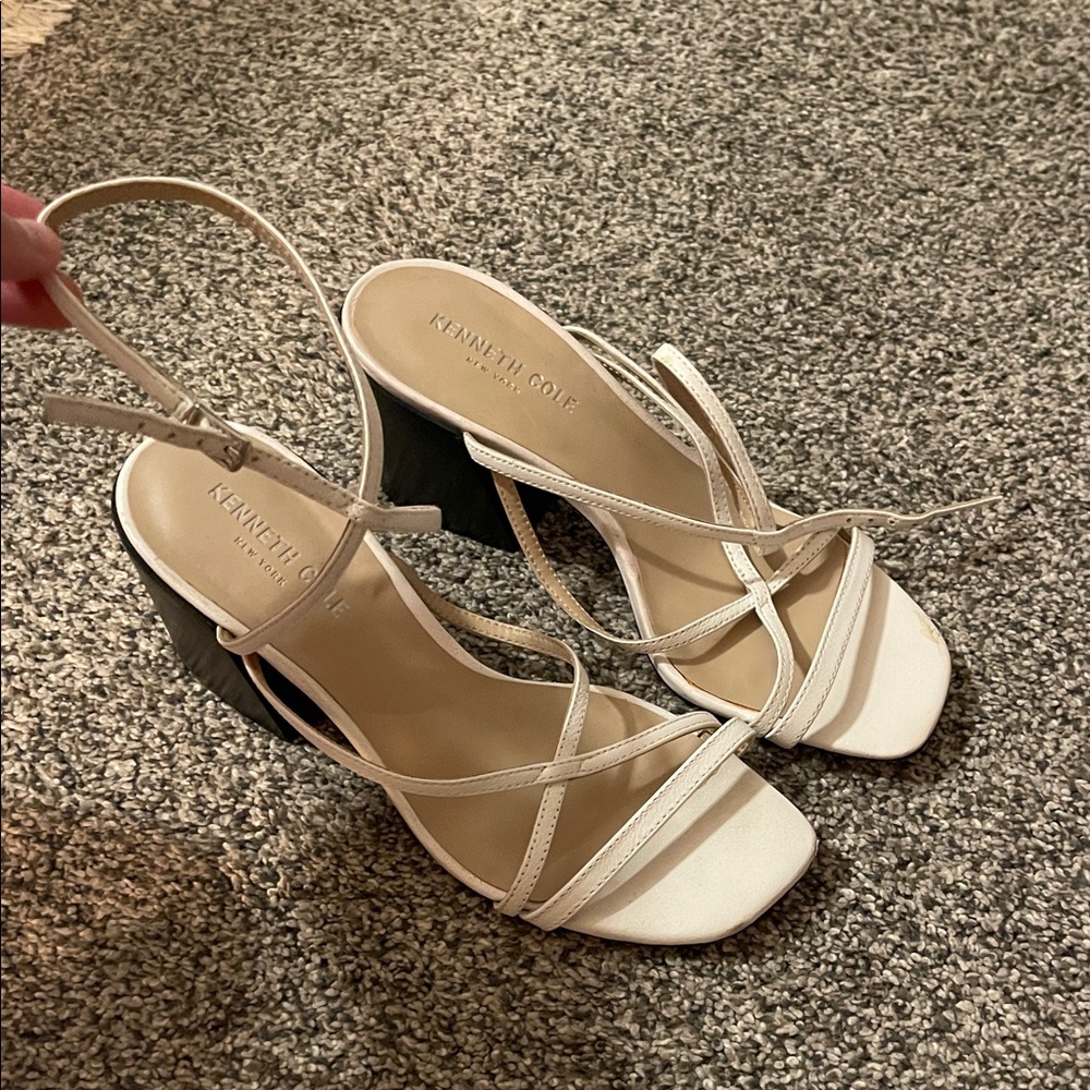 Kenneth Cole White & Black Heels